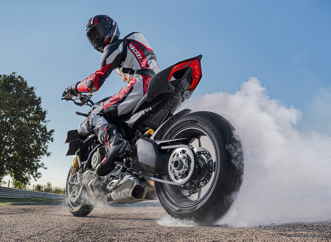Ducati Weimar - Red Deals